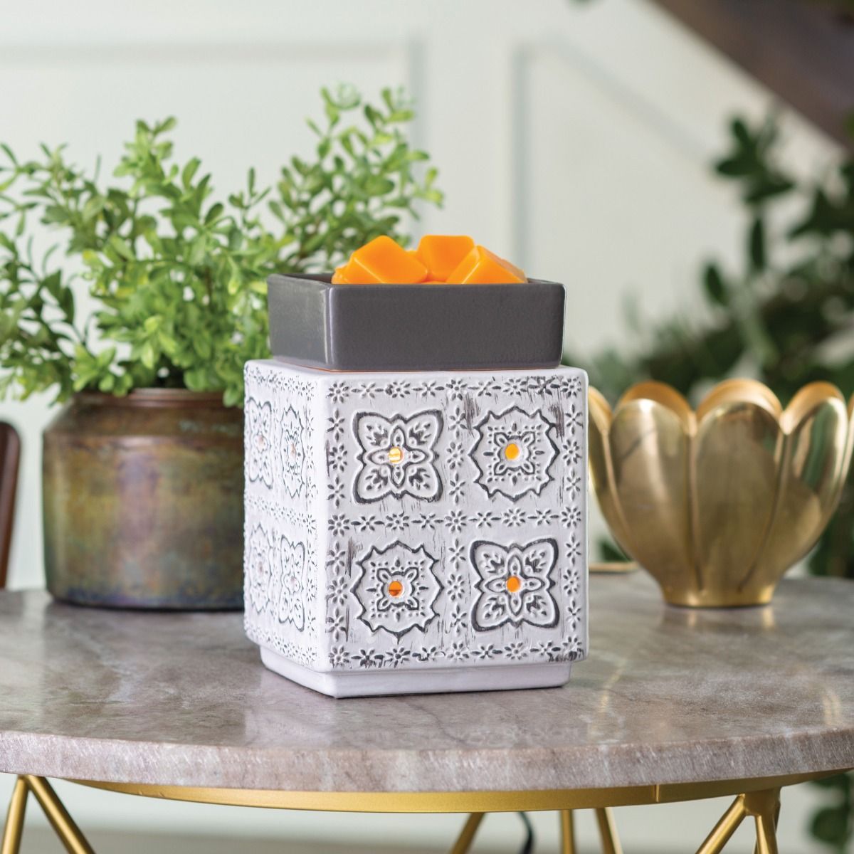 Illumination Fragrance Warmer - Modern Cottage